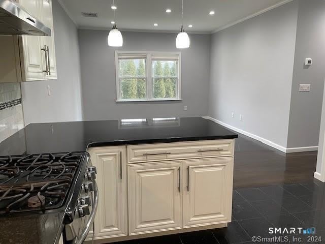 4 Newfield Street – photo 4