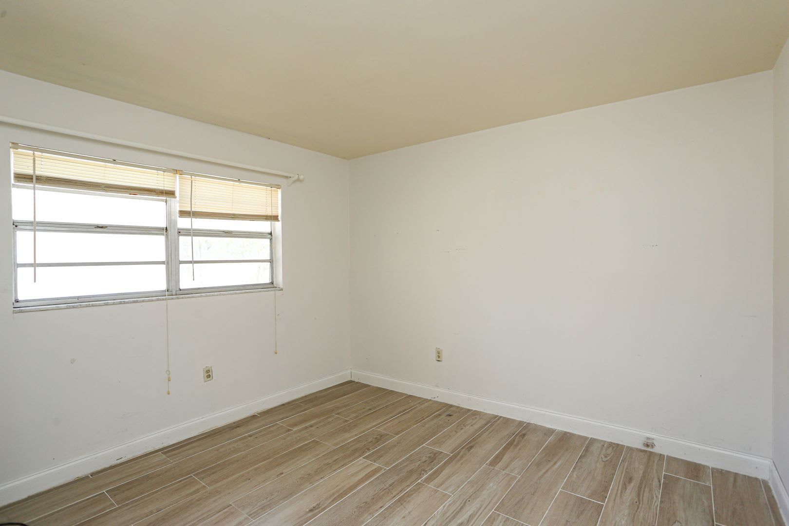 New Pictures 2 Bed 1 Bath Unit Sunrise Villas Pet Friendly Close To I 75 – photo 5