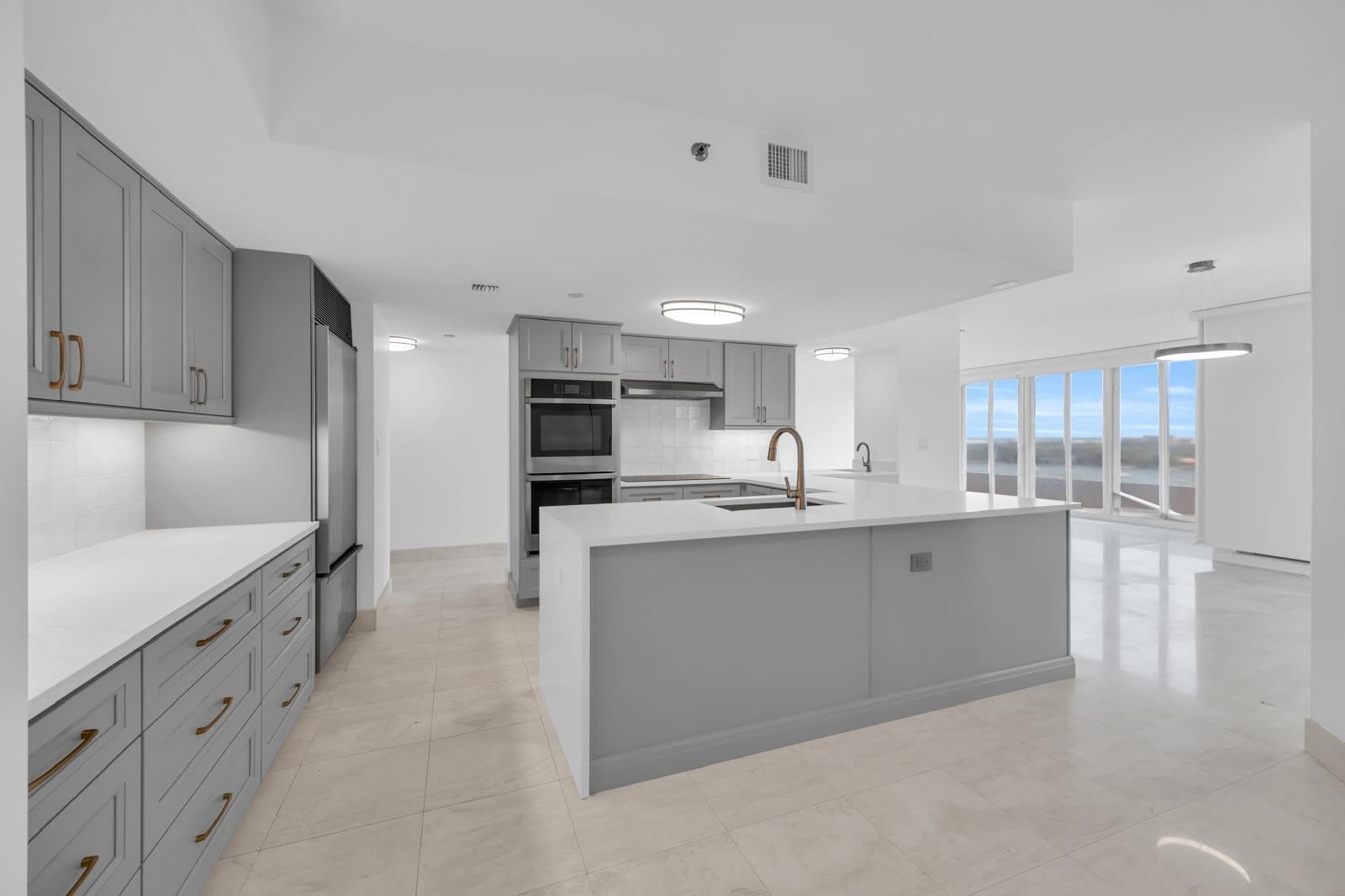 529 S Flagler Dr – photo 4