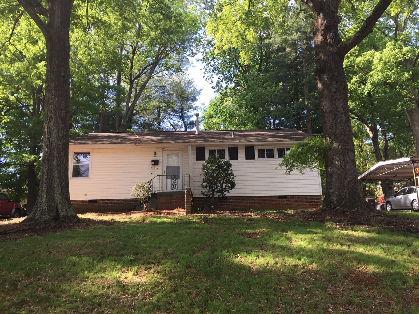 3 Bedroom 1 Bath Home – photo 1