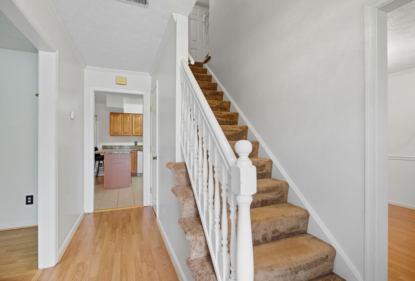 40 Westview Drive – photo 2