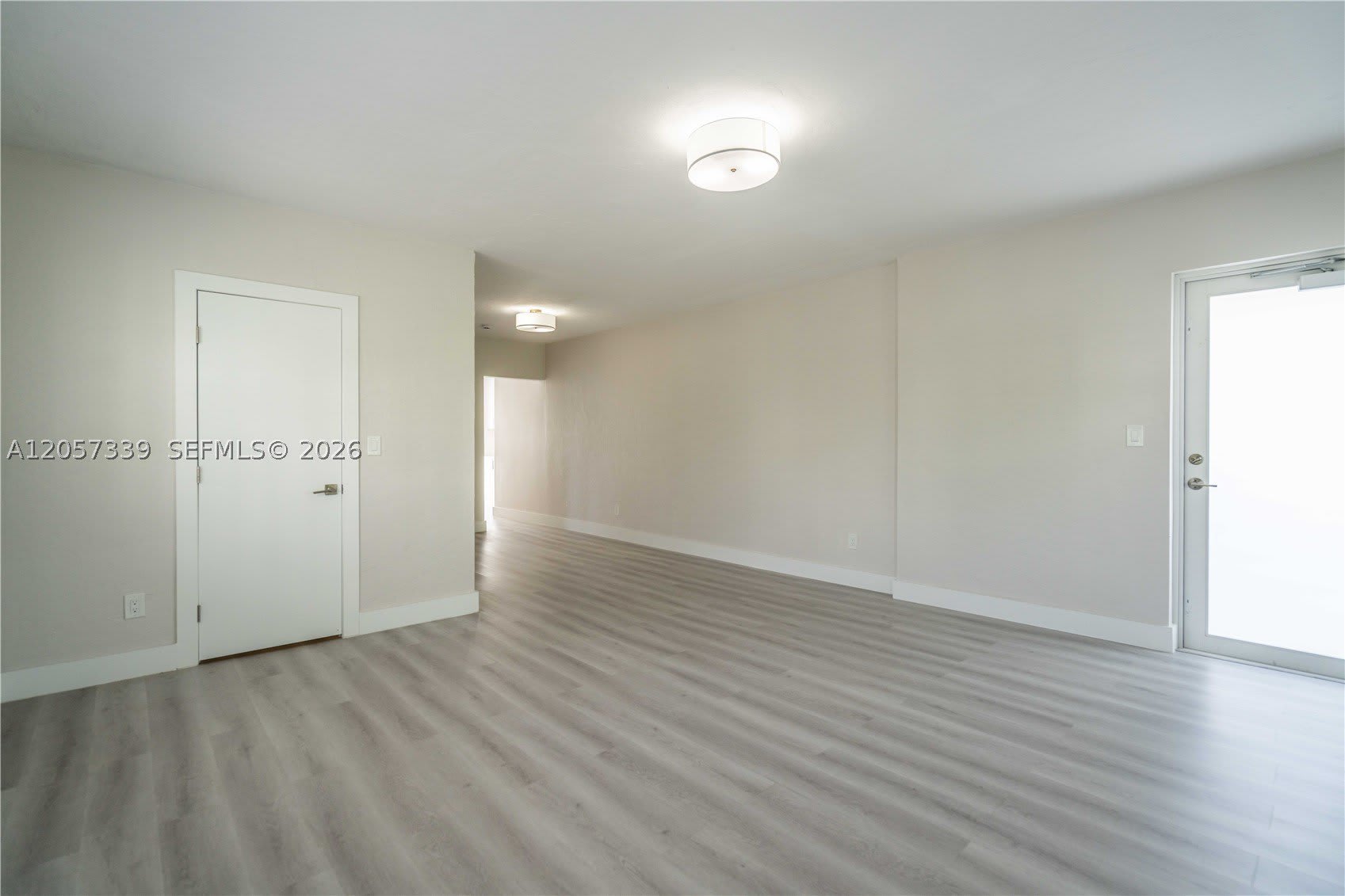 2416 Flamingo Dr – photo 4