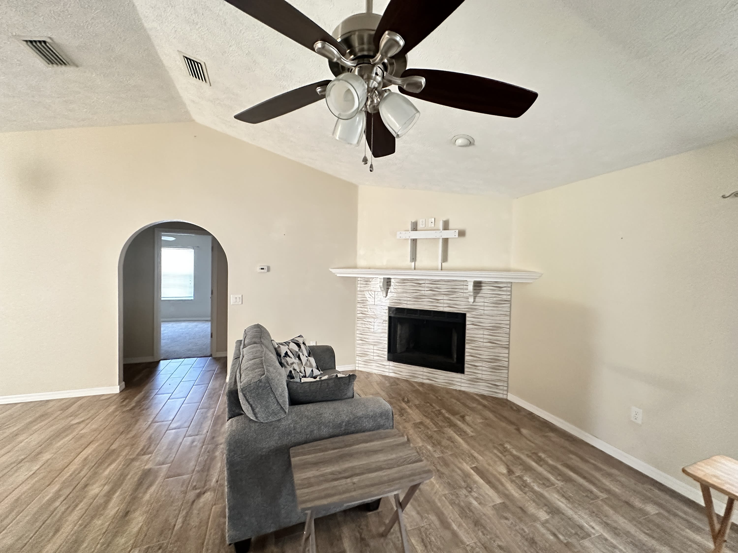 5953 NE 62nd Court Rd – photo 4