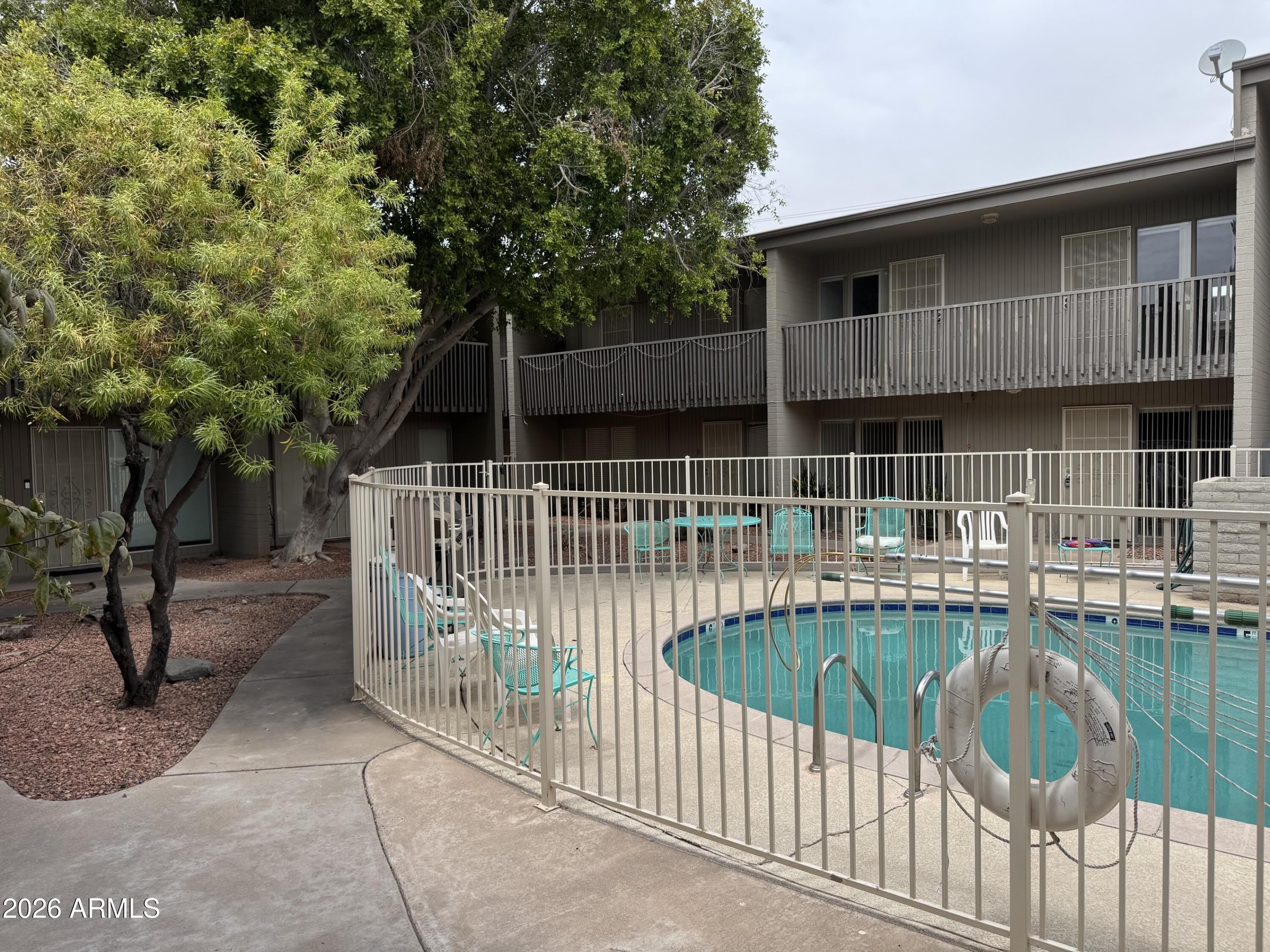 1816 W TUCKEY Lane – photo 3