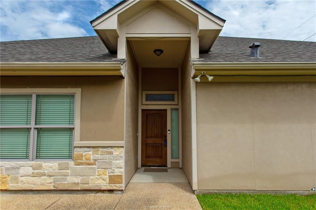 1710 Lonetree – photo 3