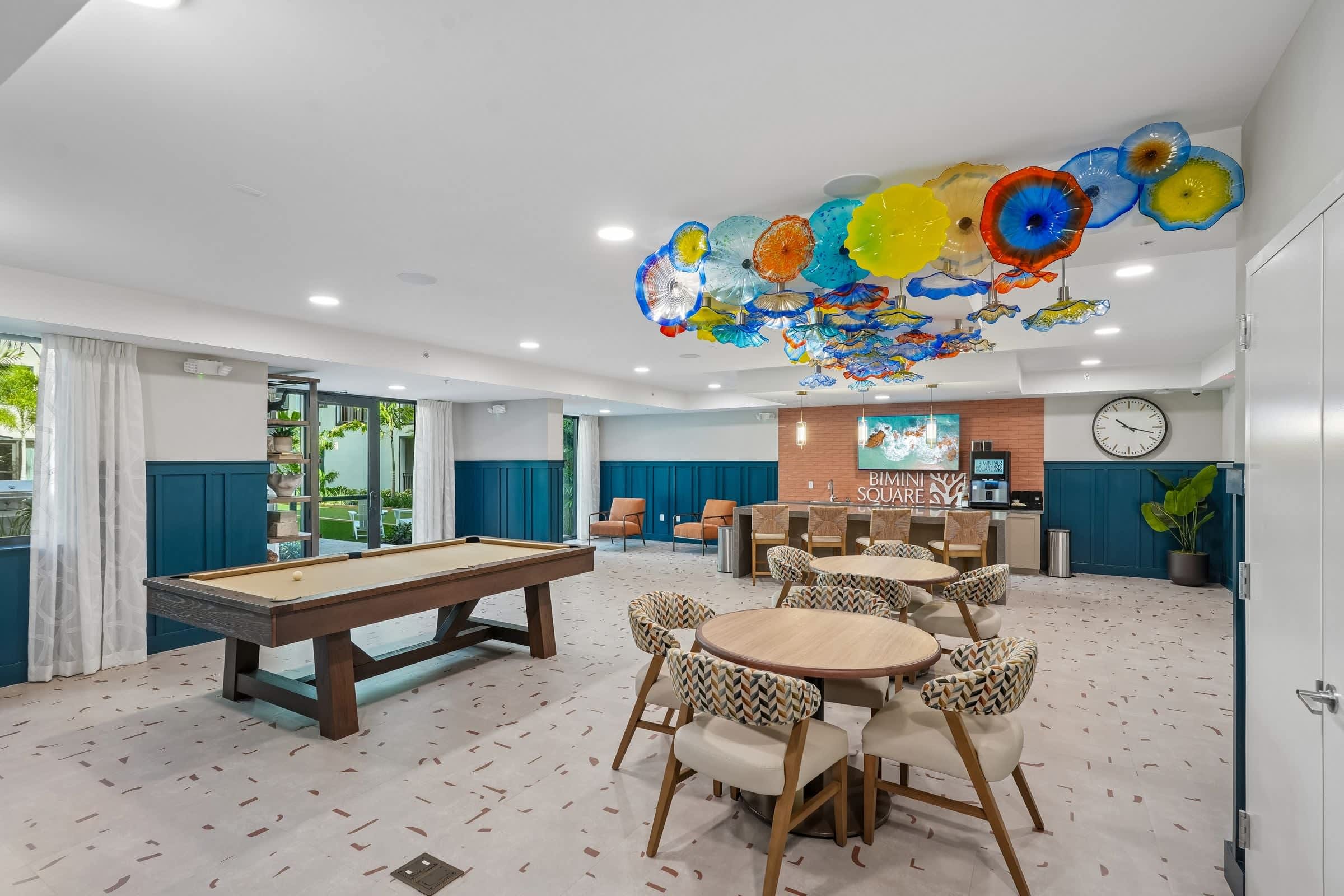 Bimini Square – photo 3