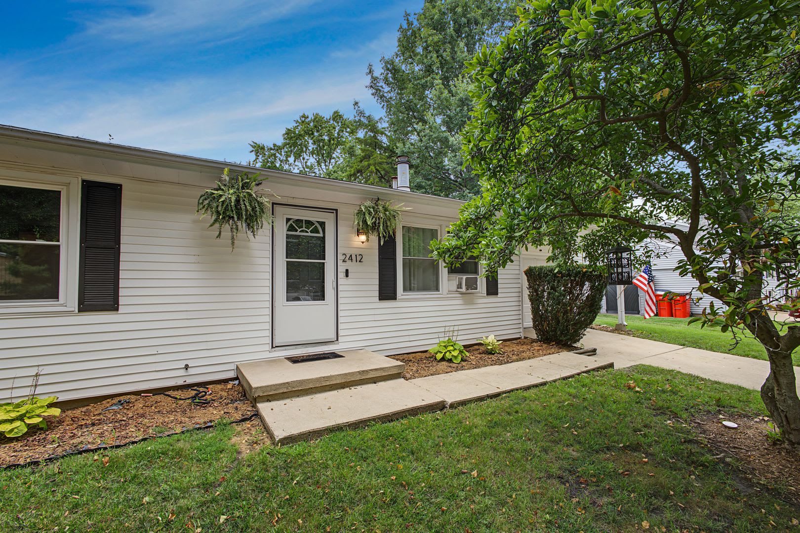 COMING SOON! Southwest Champaign 3-Bedroom, 1.2-Bath Home for Rent – photo 3