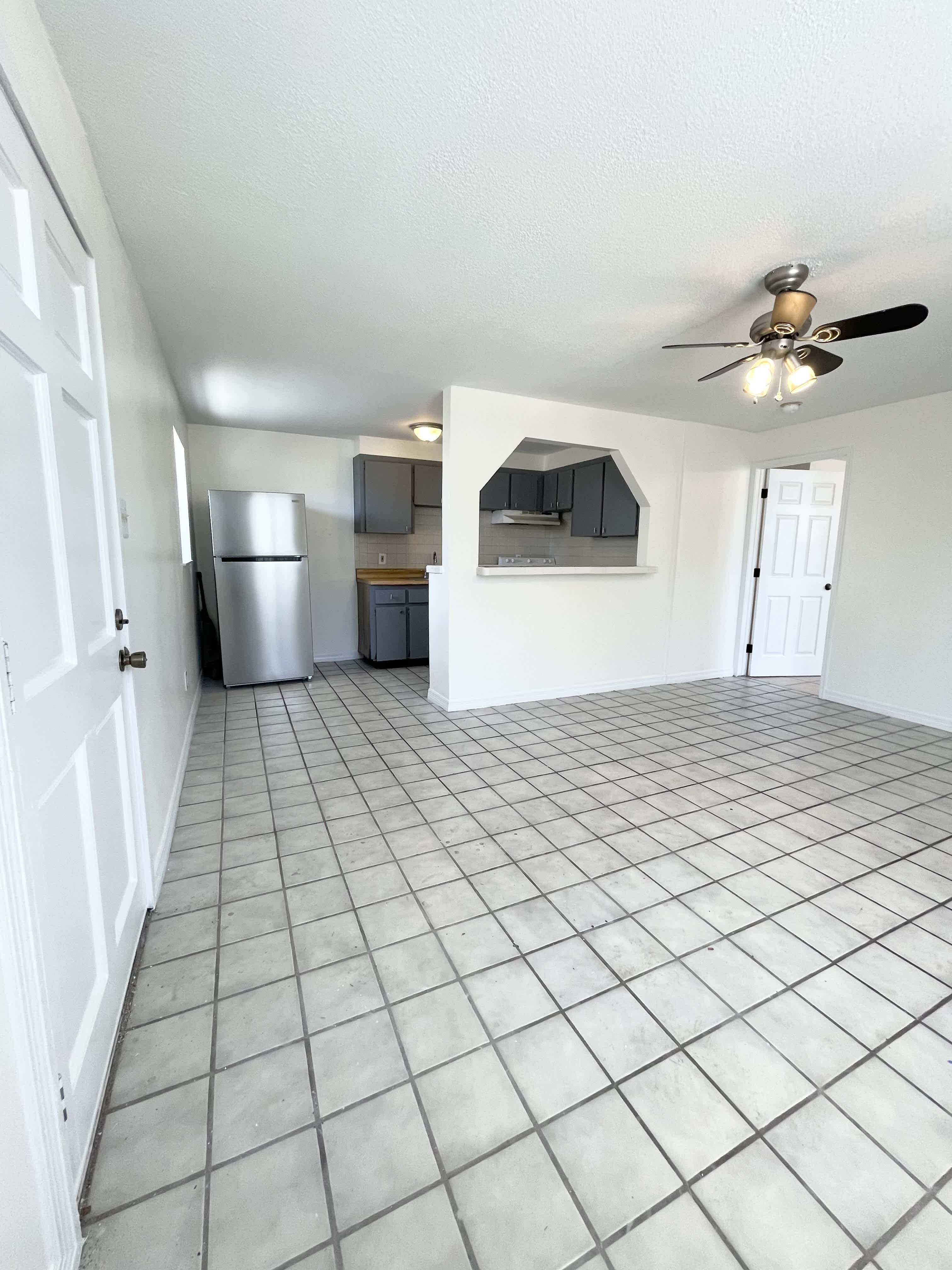 2916 N 16th St Apt 1 – photo 3