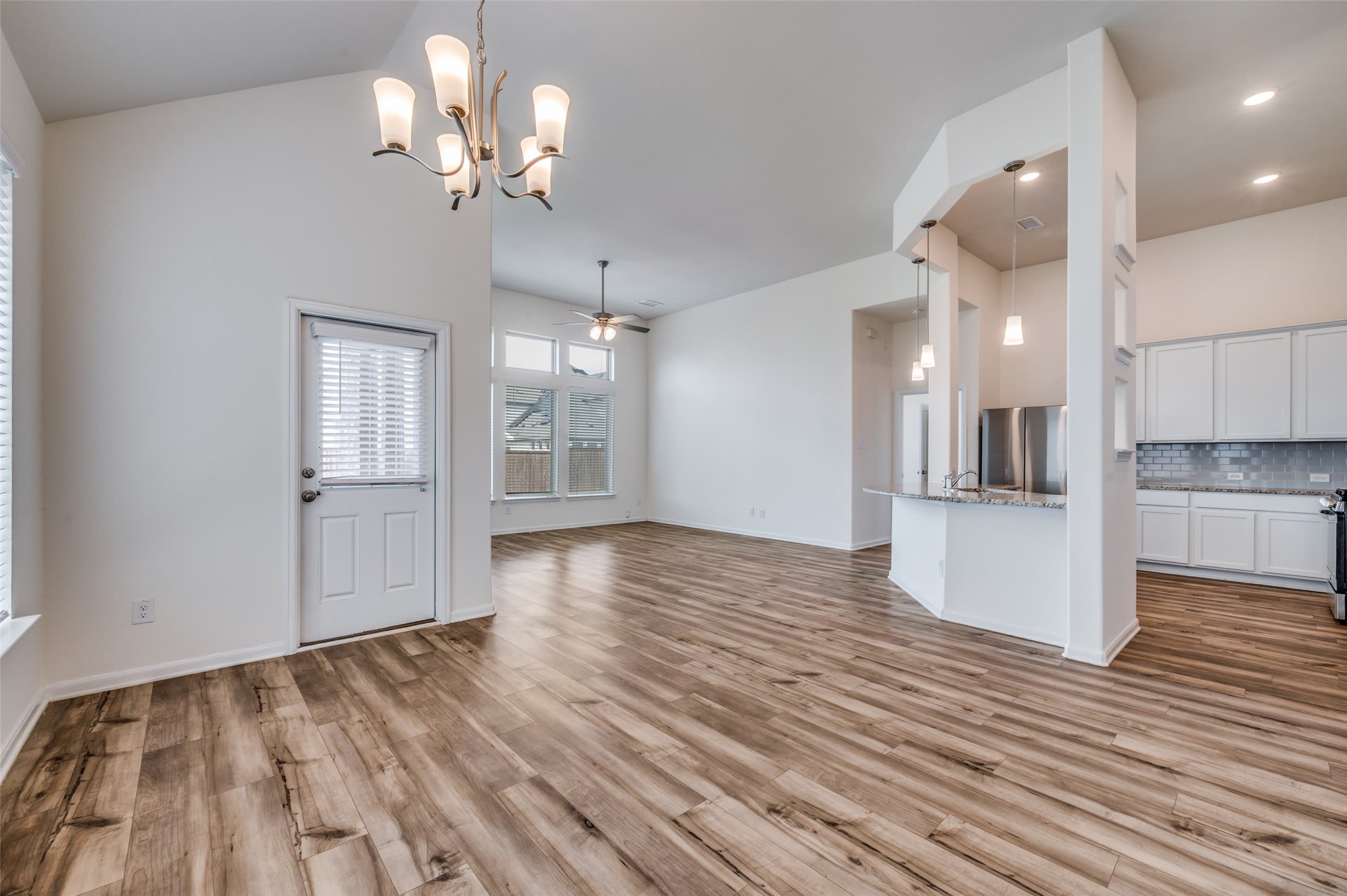 16309 Garden Drive – photo 4