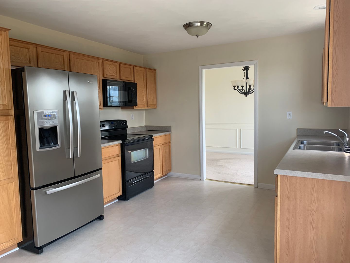 3 Bedroom 3.5 Bath House – photo 4