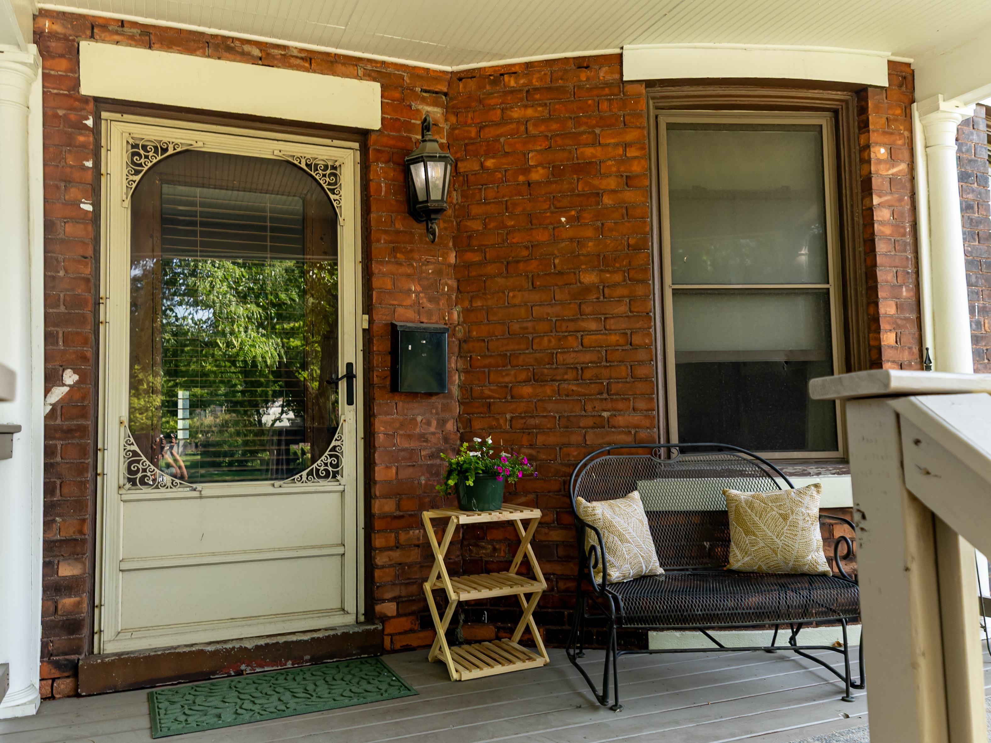 262 West Grand Boulevard – photo 4