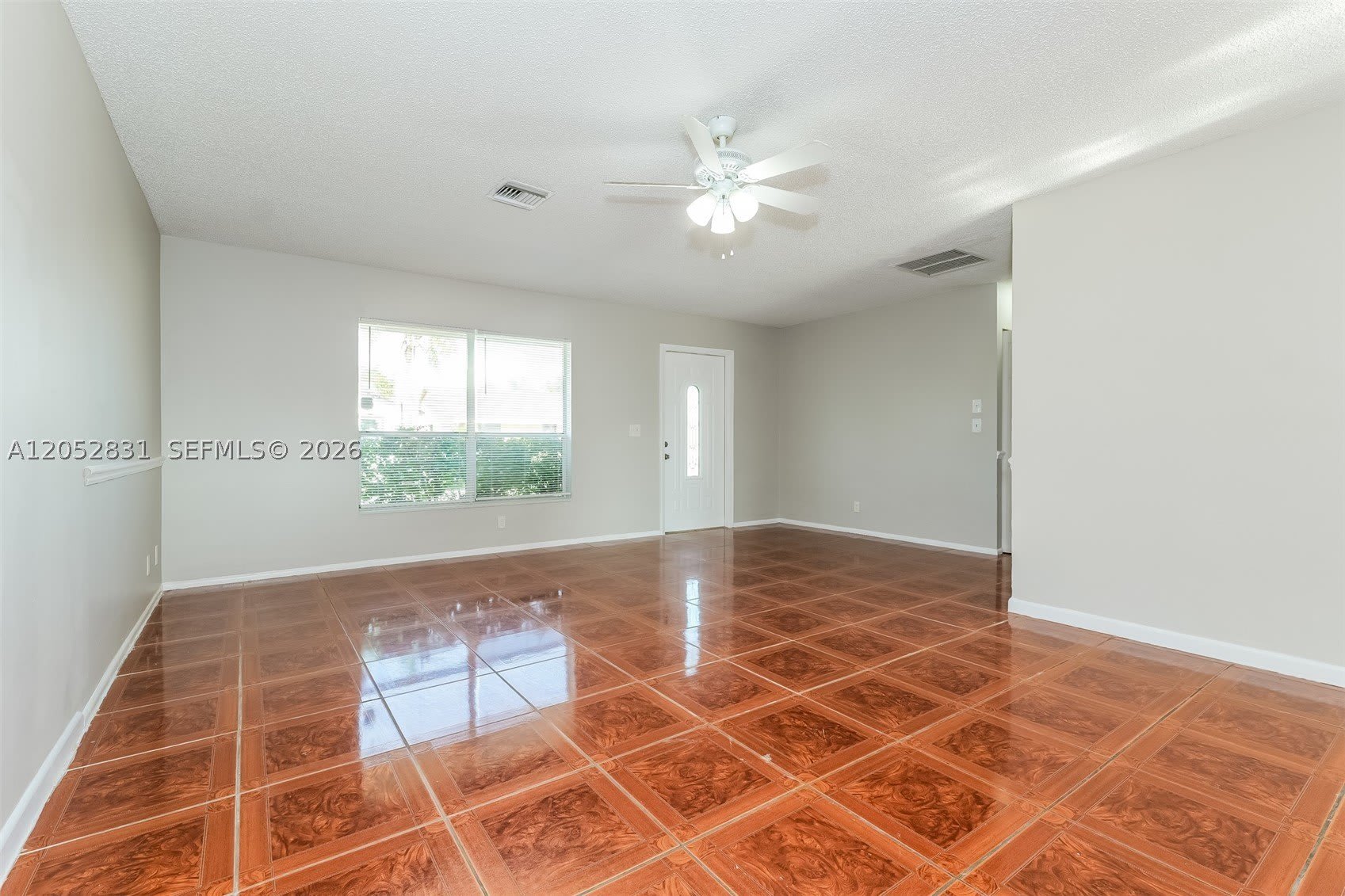 6004 Westfall Rd – photo 5