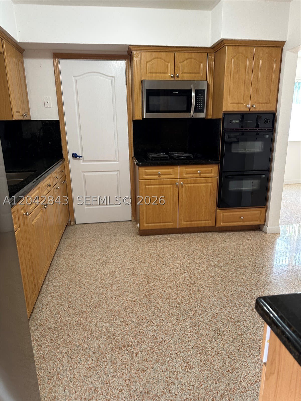 7931 SW 13th Ter – photo 5