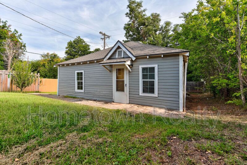 1801 E Madison Street – photo 1