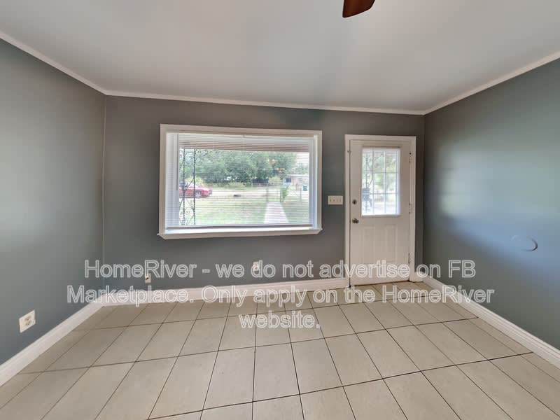 12004 Derris Ct – photo 3
