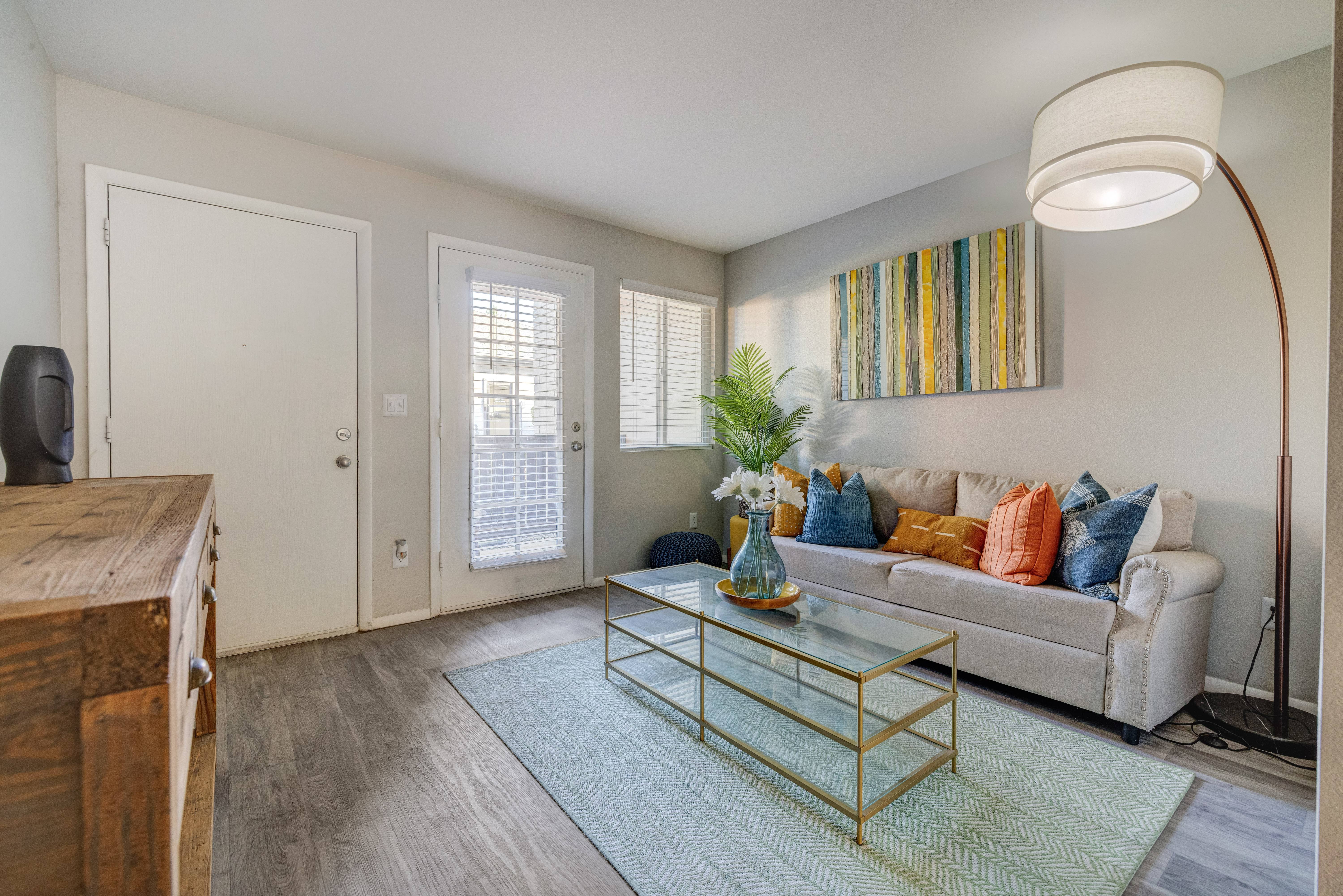 Ashford Apartments – photo 3