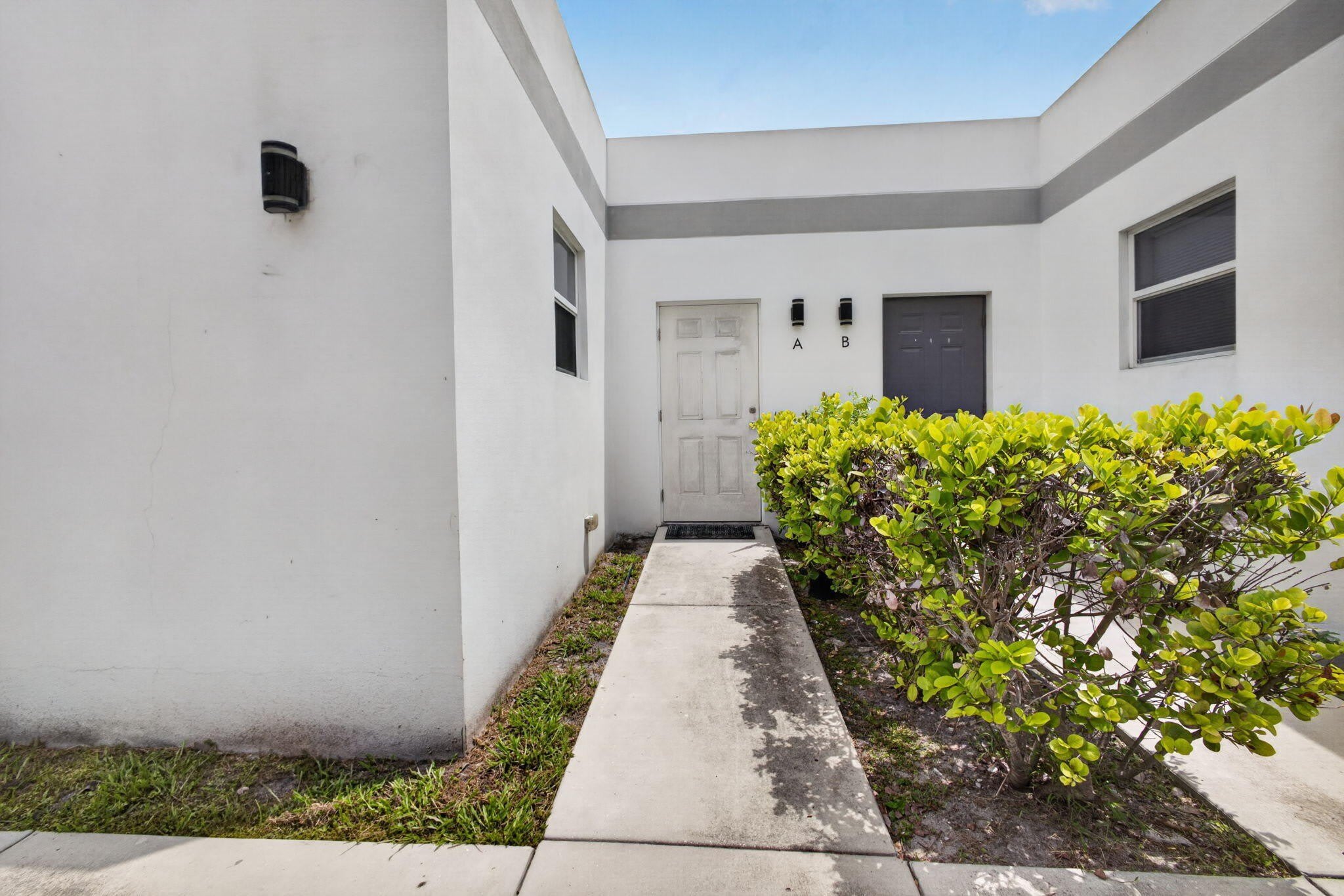 1177 Ac Evans Street – photo 5