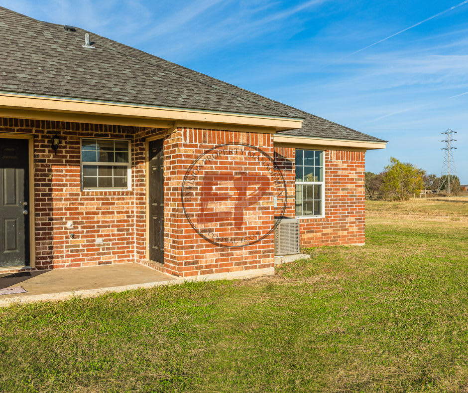 2826 Jerry Mashek Drive – photo 2