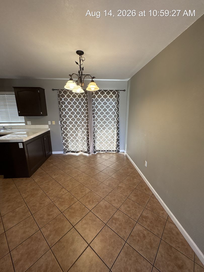 South West Visalia Home Now Available! – photo 4