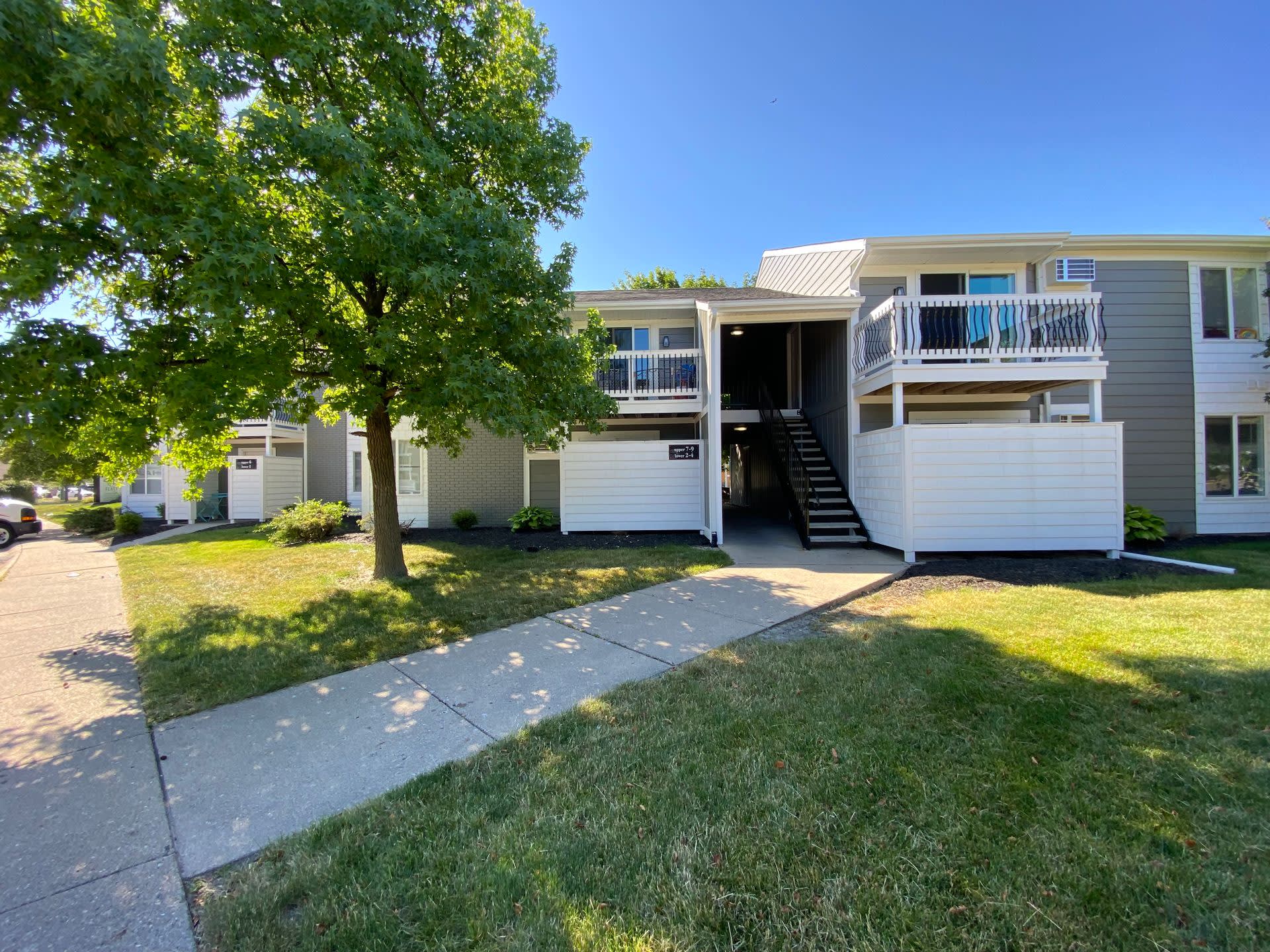 24 Flats – photo 3