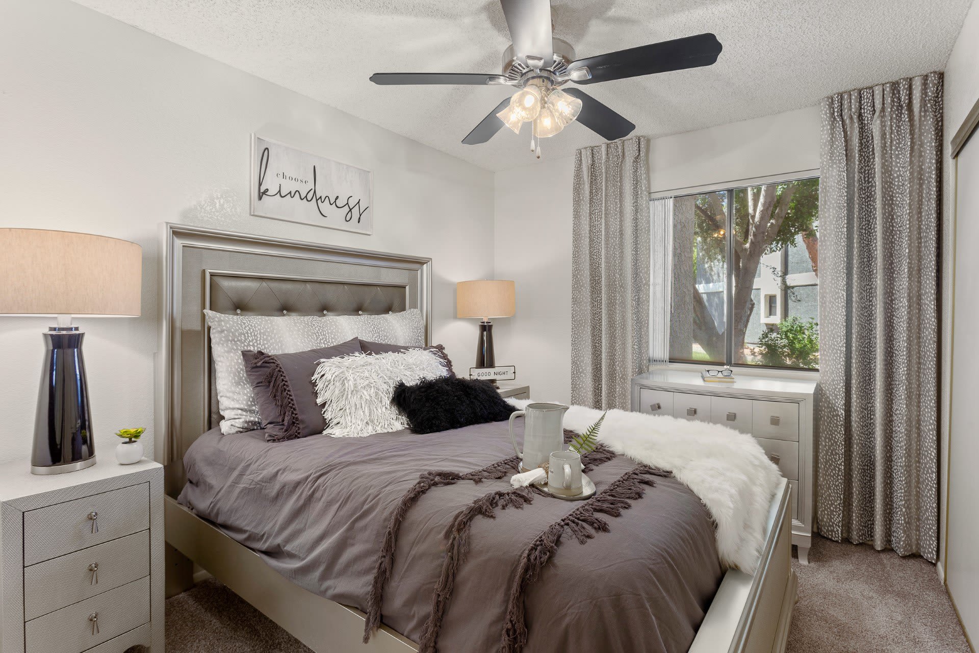 330 West Tonopah Drive – photo 3