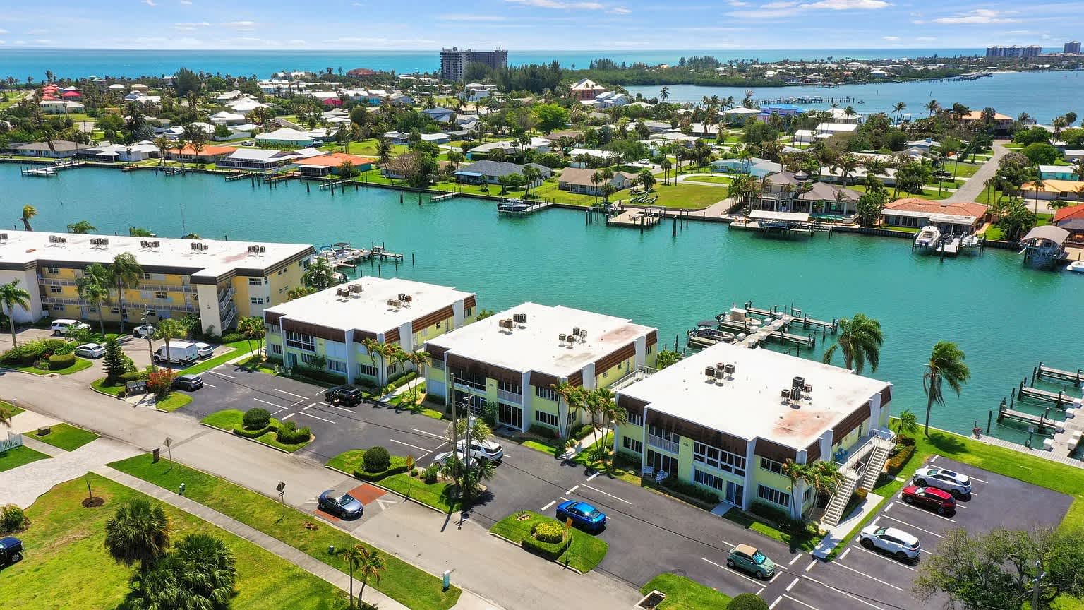 1315 Bayshore Dr – photo 2