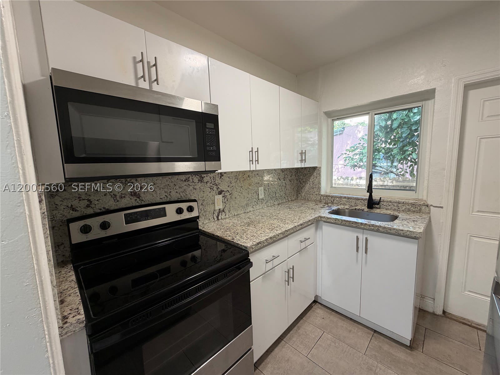 7712 NE 1st Ct – photo 5