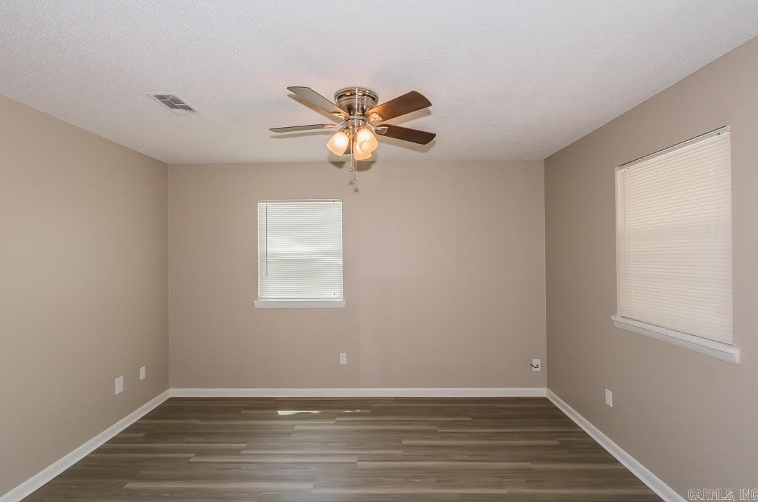 1574 Skyline Drive – photo 3