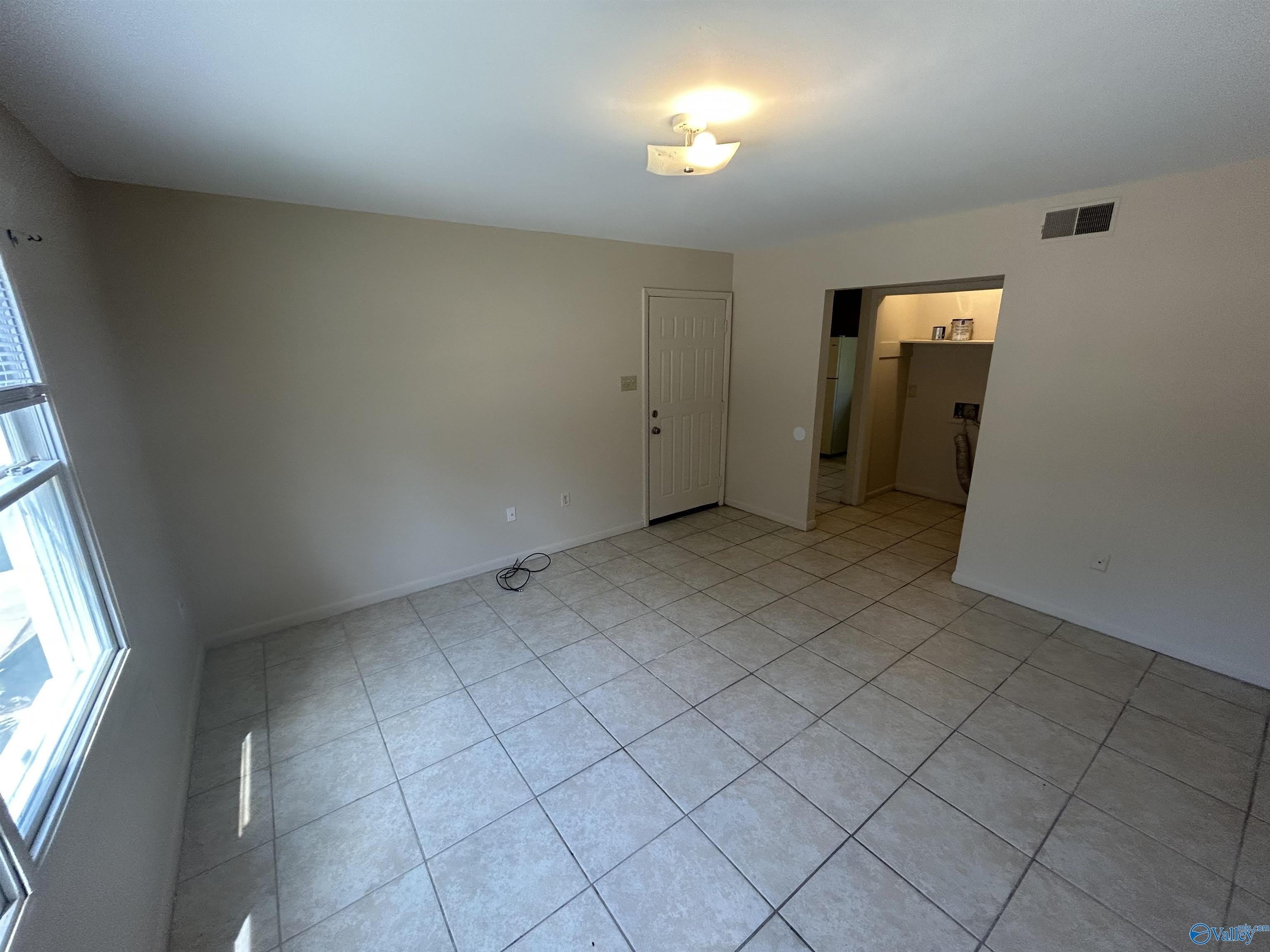 124 Michael Avenue – photo 3