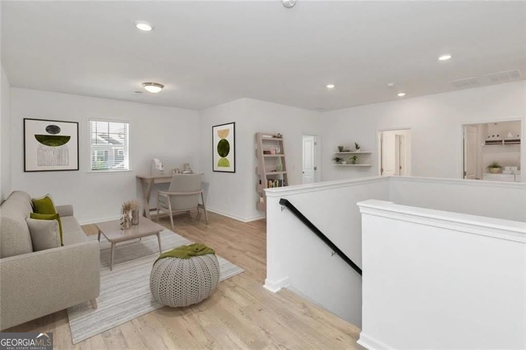 2219 Derrick Drive – photo 5