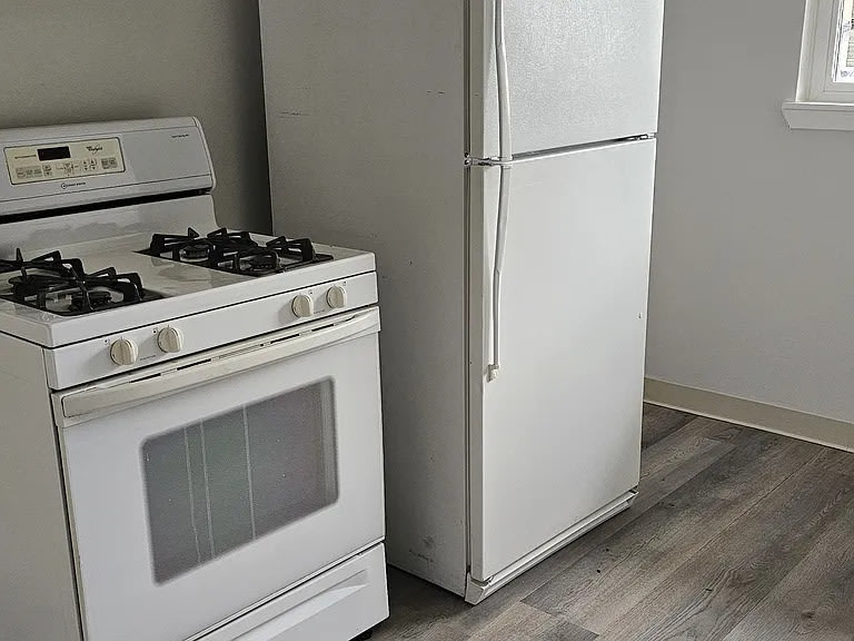 1001 Emporia St – photo 4