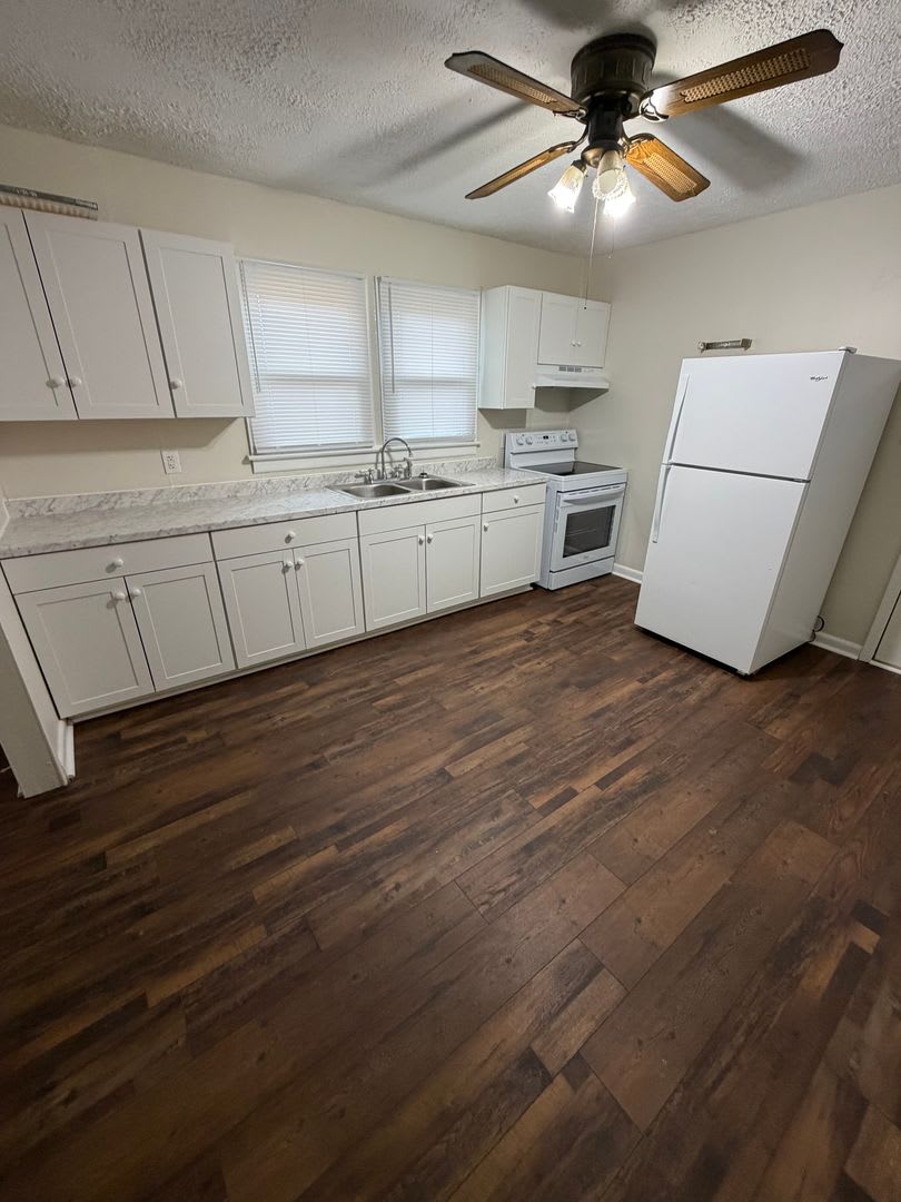 1810 Laurel Street – photo 5
