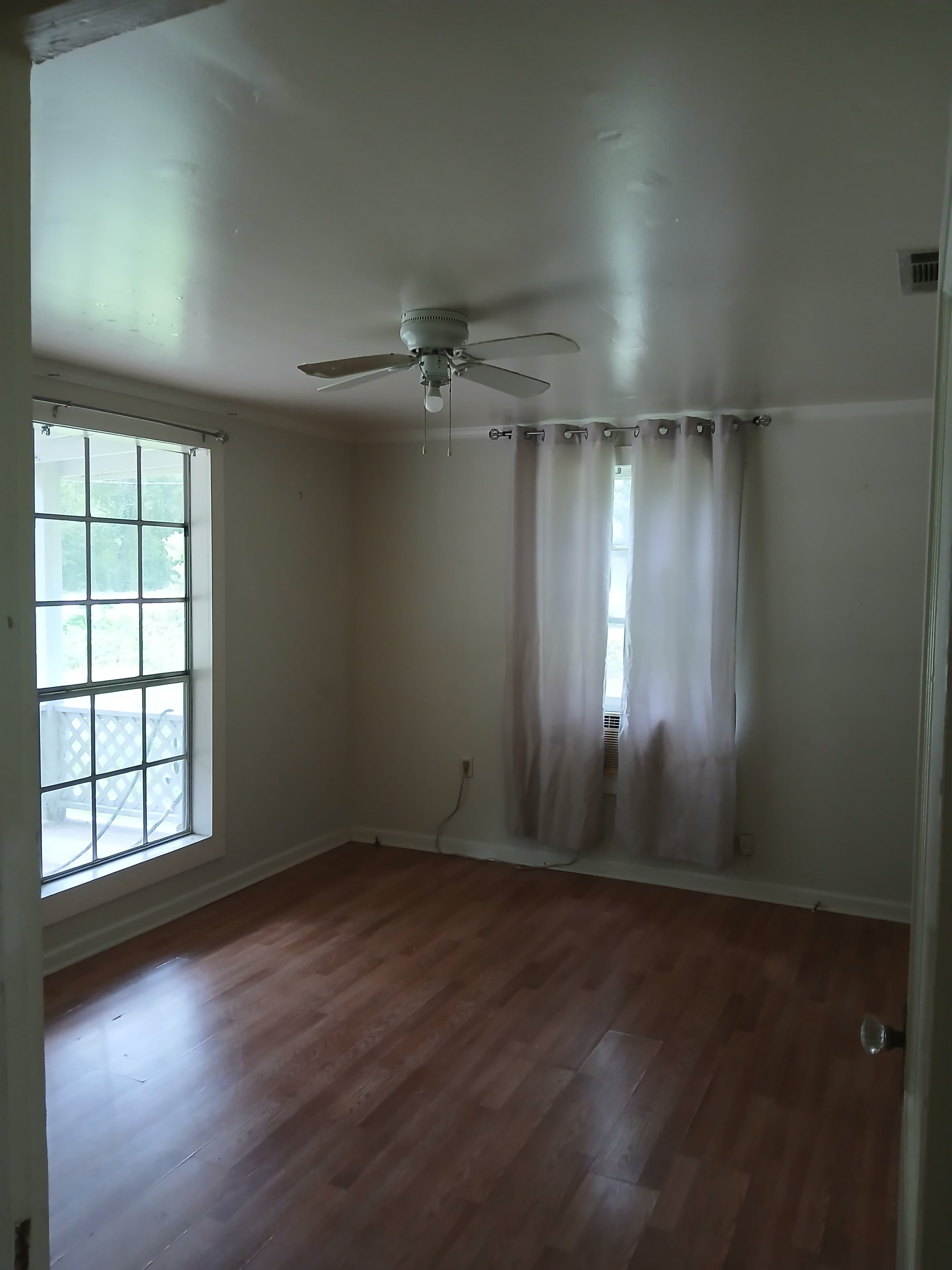 28632 La-40 – photo 5
