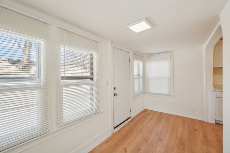 7350 Globe Street – photo 2
