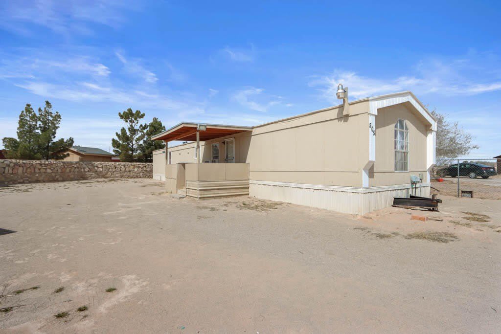 505 Ricky Zelt Drive – photo 2