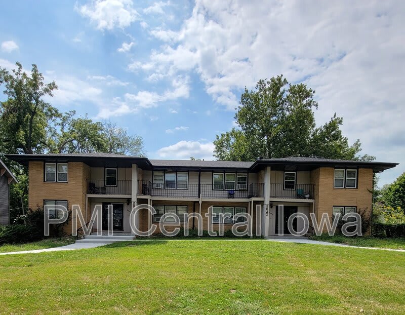 2820 Kingman Blvd – photo 1