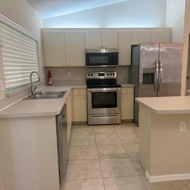 2847 SW S CALABRIA Circle – photo 2