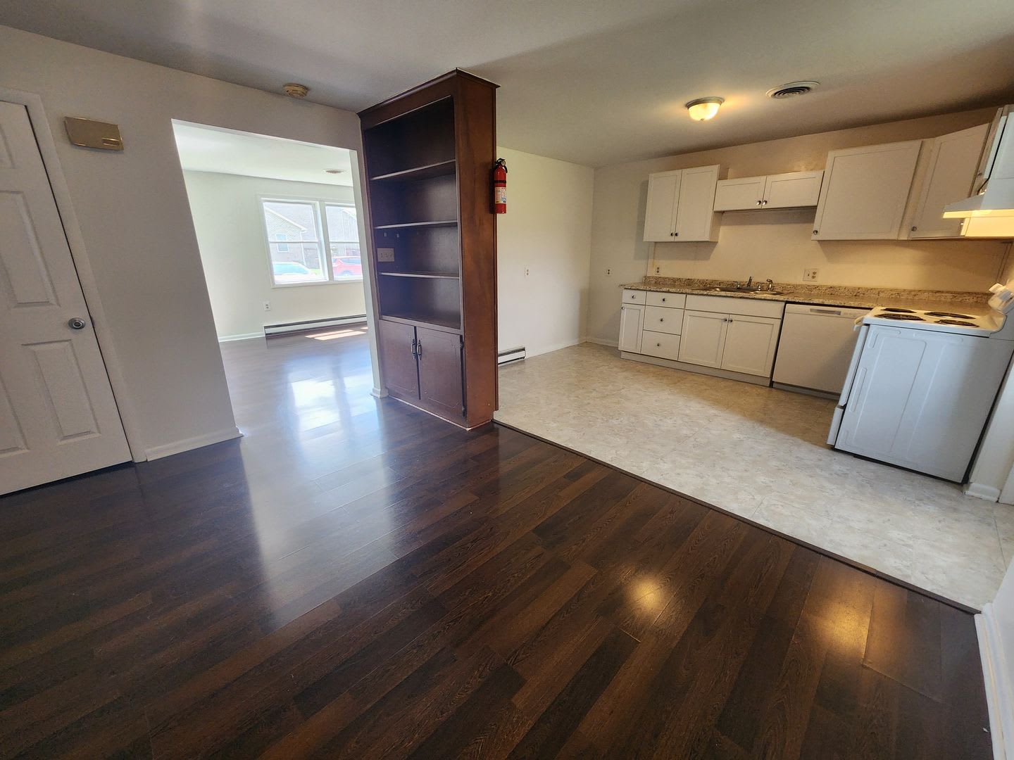 Beautiful Townhome – photo 4