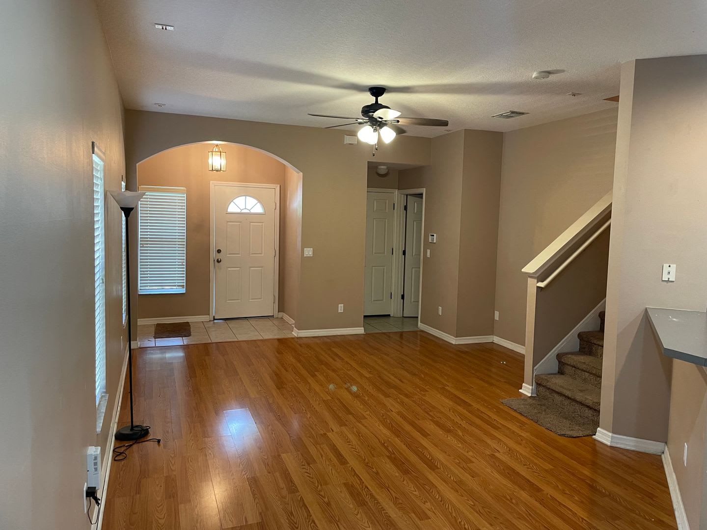 $2,000.00 3 BED / 2.5 BATH – photo 3