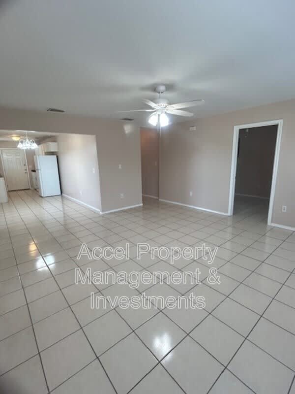 1522 W Nolana Avenue – photo 3