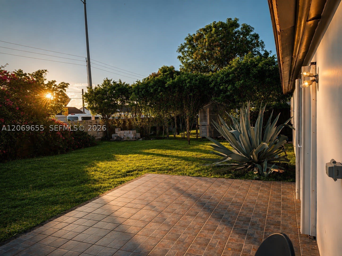 20435 NW 37th Ct – photo 3