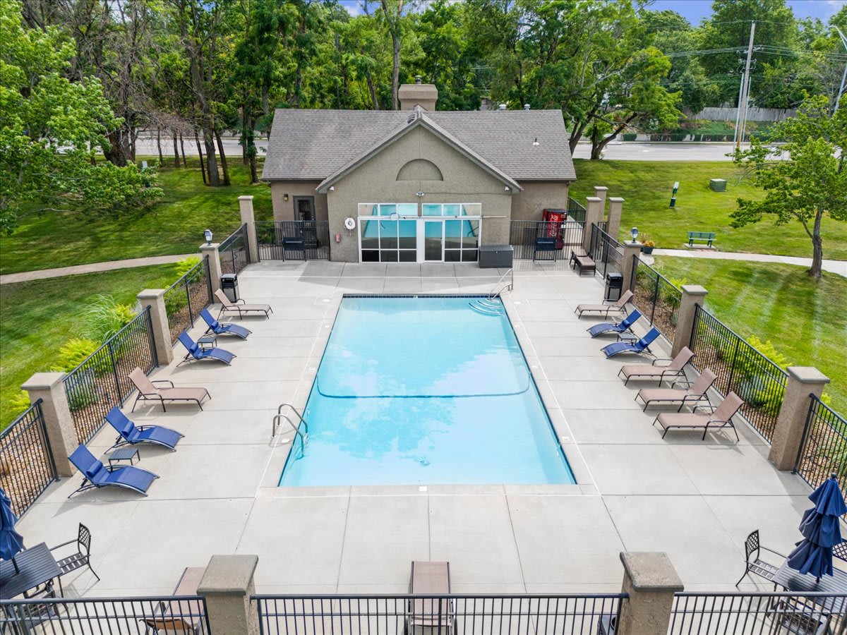 Deerfield Apartments – photo 4