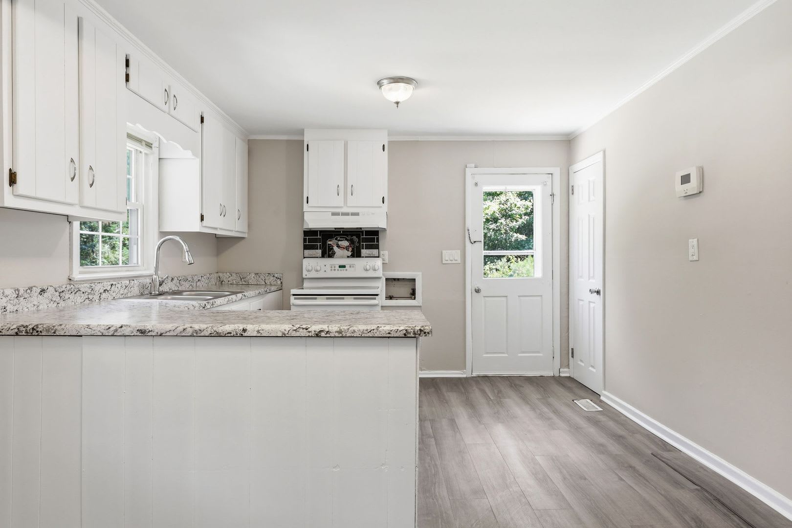 Newly Remodeled Erwin – photo 5