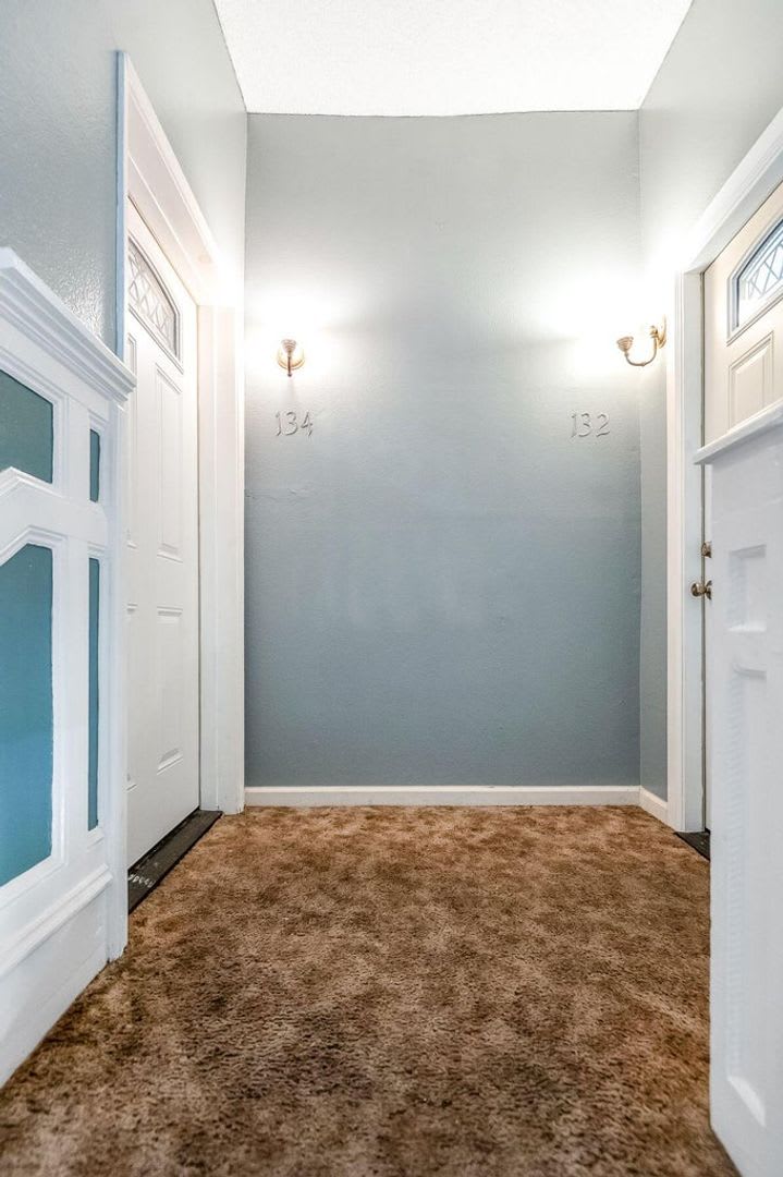2 bedroom 1 bath walking distance to downtown Hanford – photo 5