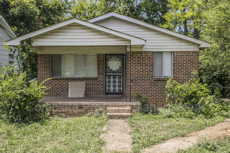 3400 Walnut Avenue Southwest – photo 1