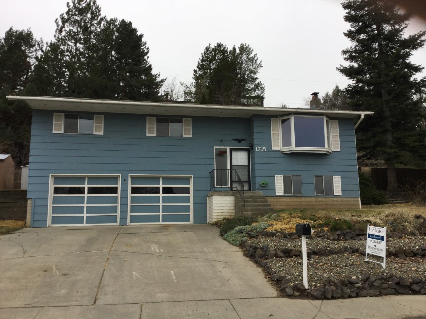 4 Bd/2.5 Ba Home on Military Hill – photo 1