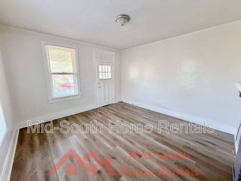 331 W Dison Ave – photo 5
