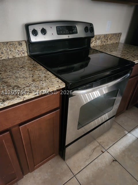 330 Carina Cir – photo 2