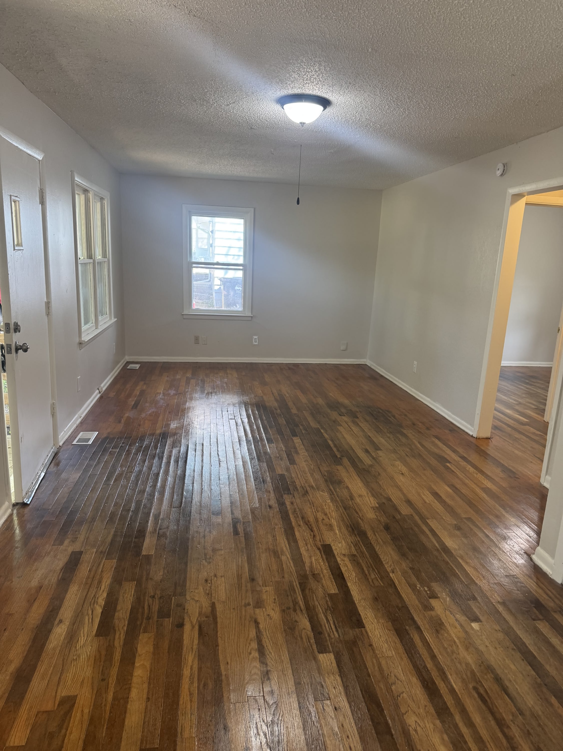 1801 Se Sage St – photo 2