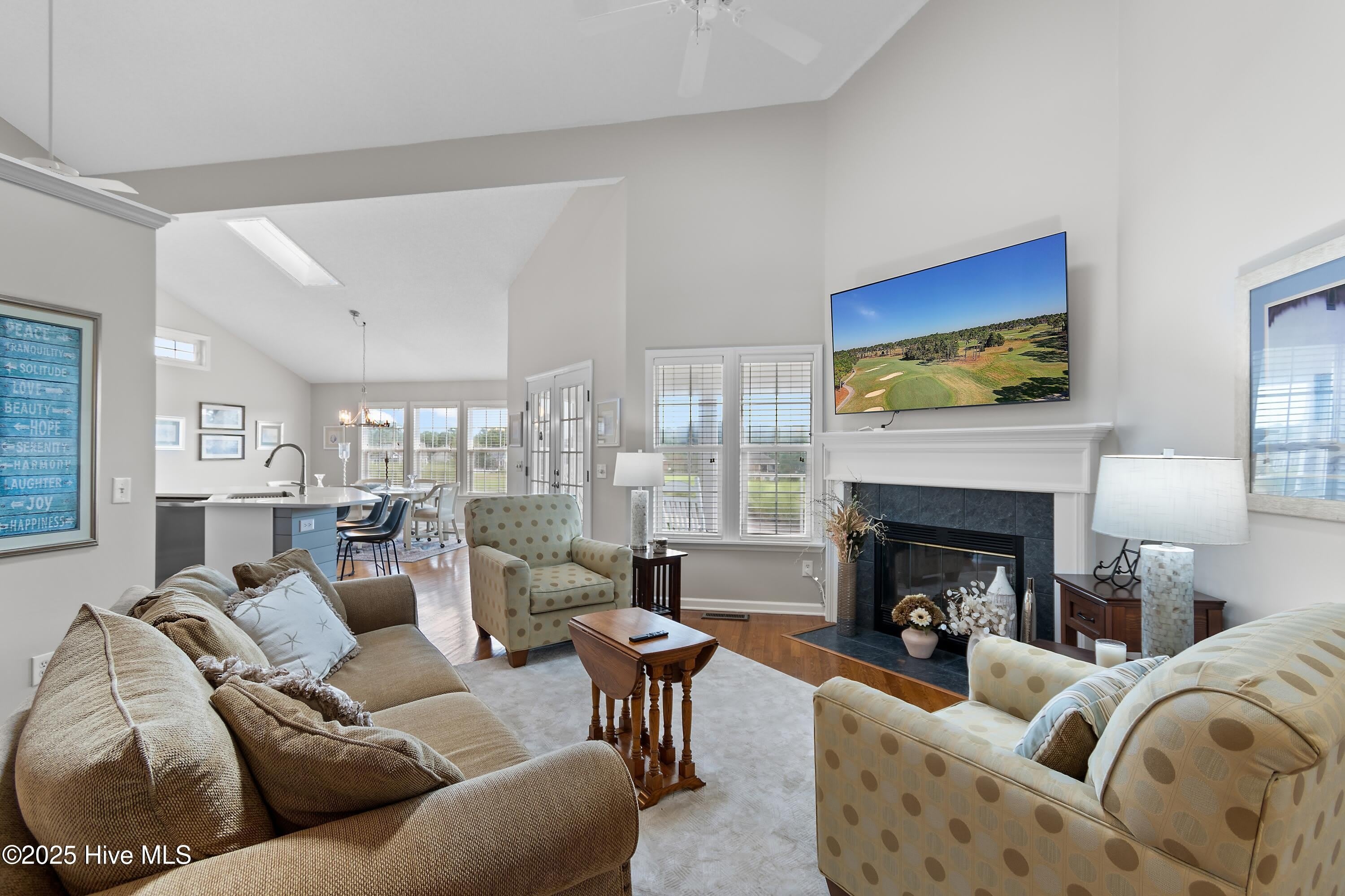 3155 Lakeside Commons Drive SE – photo 5